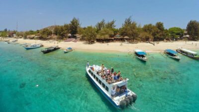 Fast-Boat-Gili-Getaway source: www.water-sport-bali.com