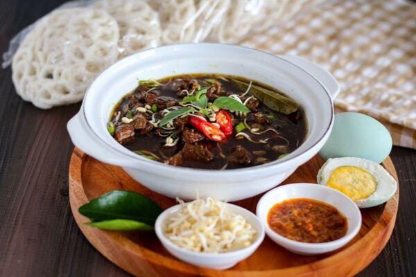 Rawon-Surabaya source: SHUTTERSTOCK/Habs Photography