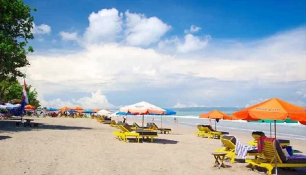 Seminyak_Bali_indonesia source: wisataterbaikindonesiaku.blogspot.com