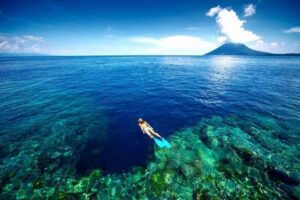 Exploring the Enchanting Beauty of Indonesia’s Twin Gem: A Guide to Traveling Through Manado and Bunaken