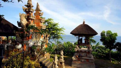 Pura Rambut Siwi - source: https://lovebali.baliprov.go.id/