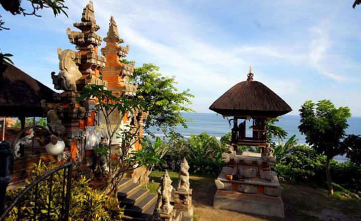 Pura Rambut Siwi - source: https://lovebali.baliprov.go.id/